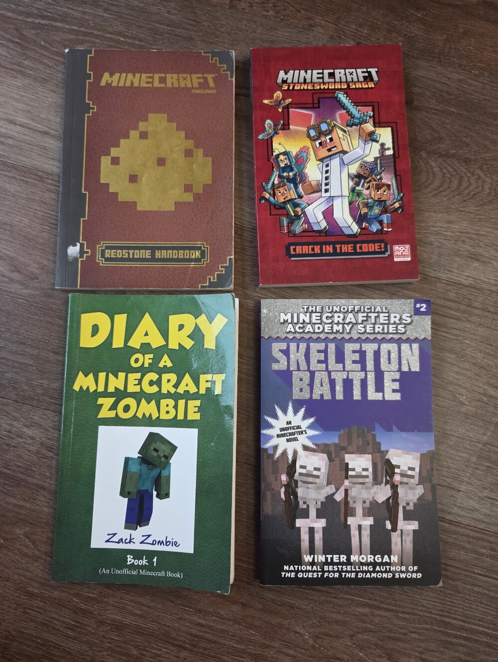 Set 4 Minecraft Books Redstone Handbook, Diary Of A Minecraft, Skelleton Battle,